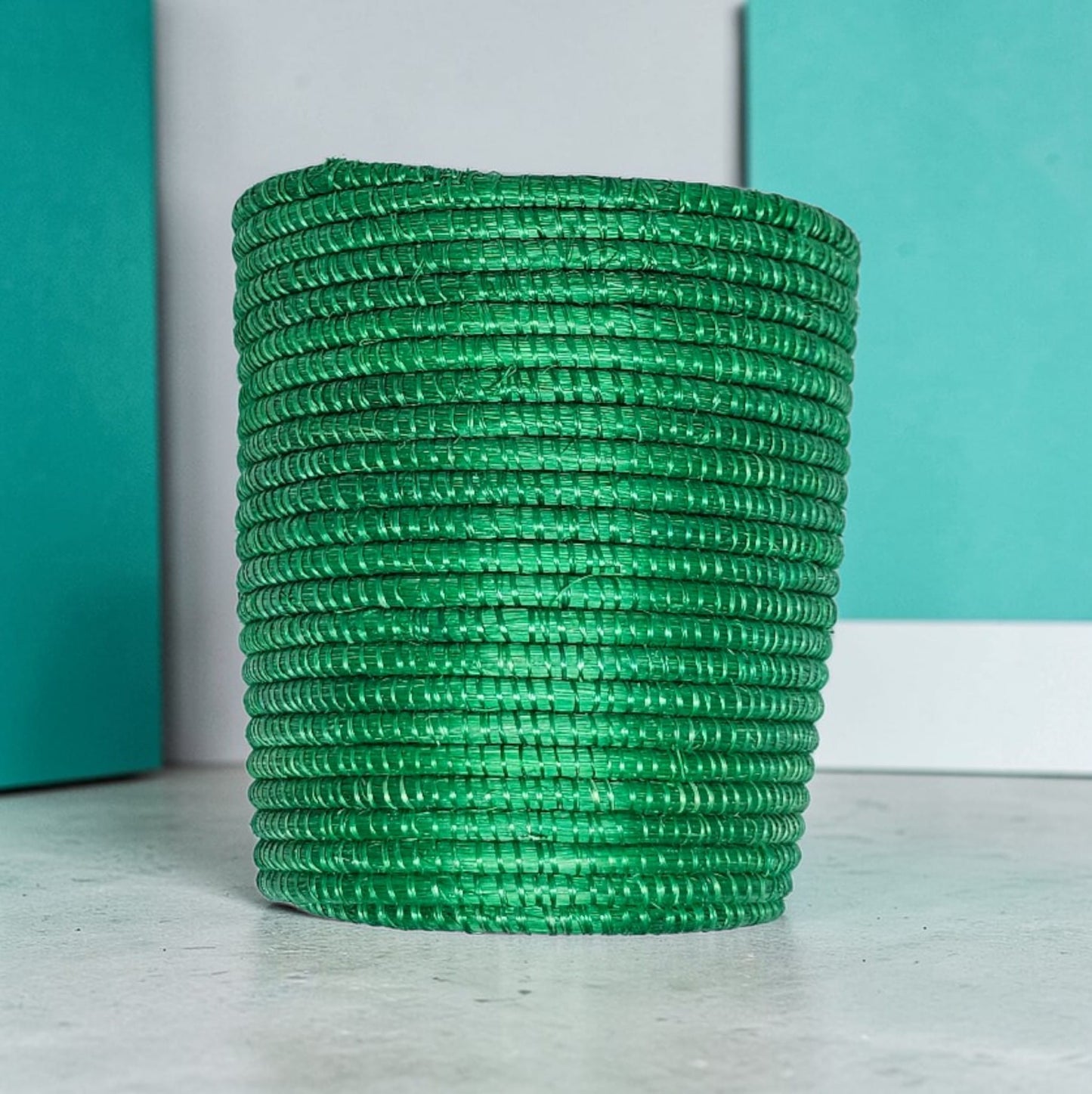 Lot de 3 Porte-stylos artisanaux faits main – Made in Rwanda | Organisation de bureau