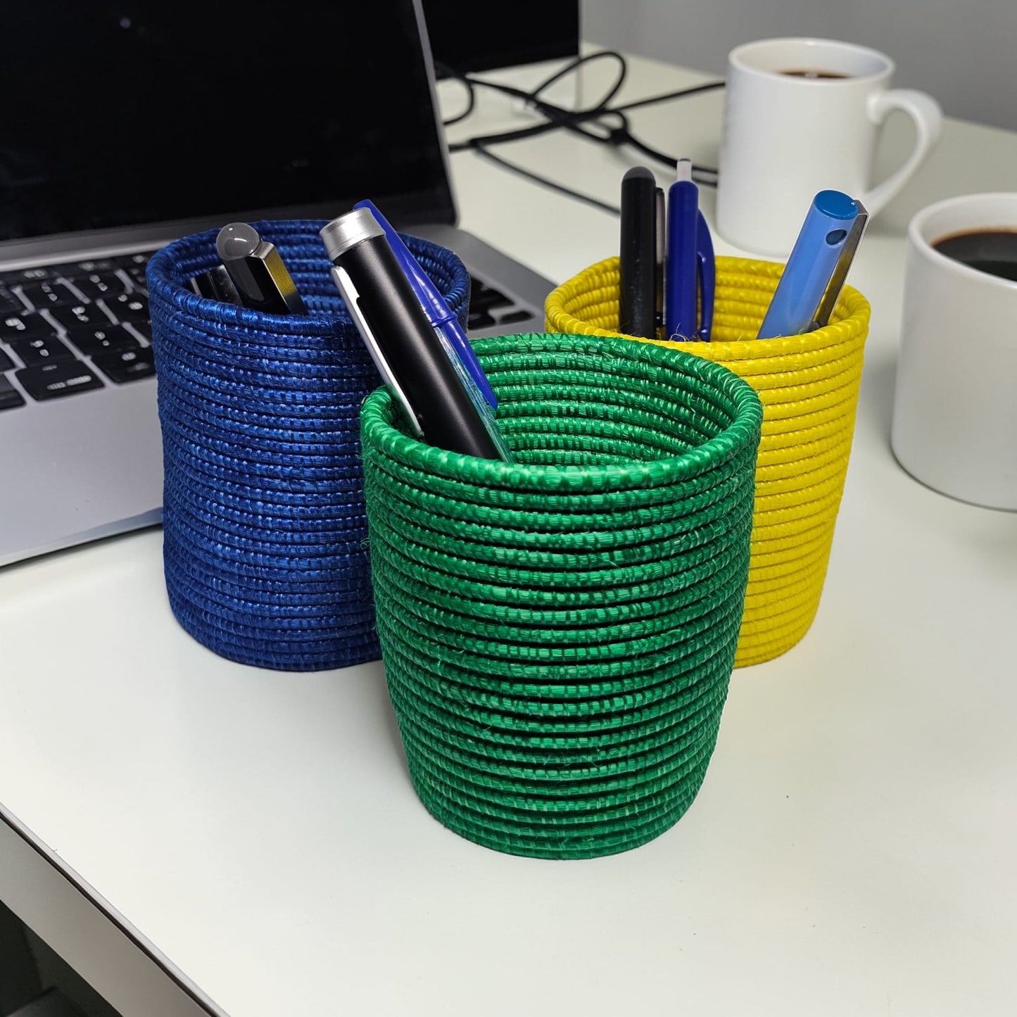 Lot de 3 Porte-stylos artisanaux faits main – Made in Rwanda | Organisation de bureau